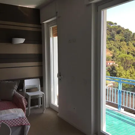 La Dimora Di Clara Apartment